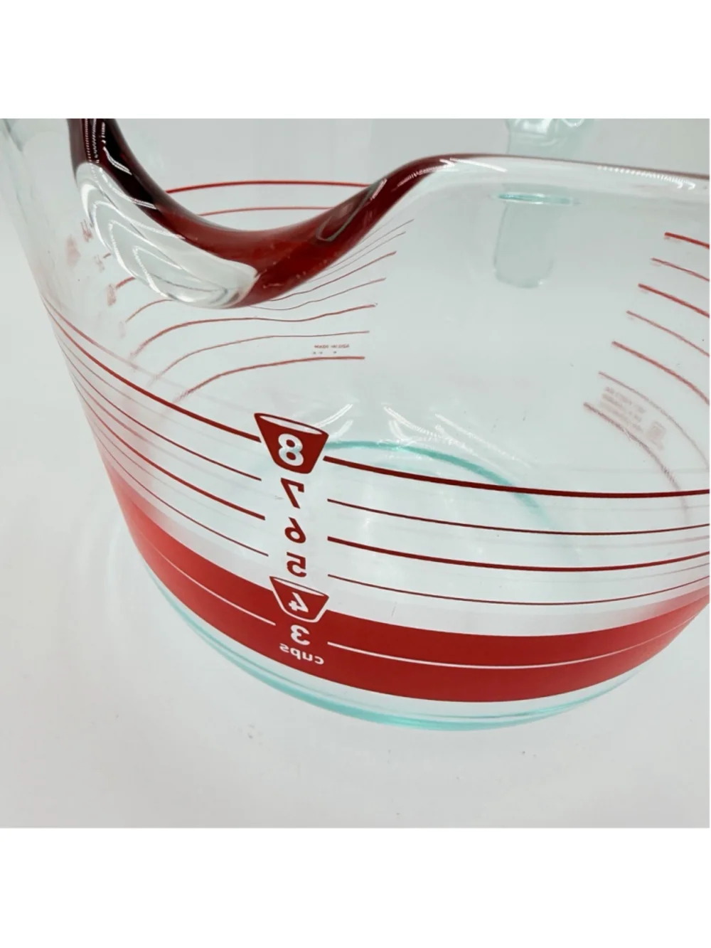 VTG Pyrex 8 Cup 2 Qt 2000mL Glass Measuring Batter Bowl Red Made USA